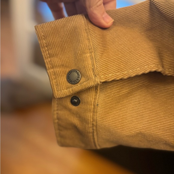 Levi's Tan Shirt Jacket - Picture 8 of 11
